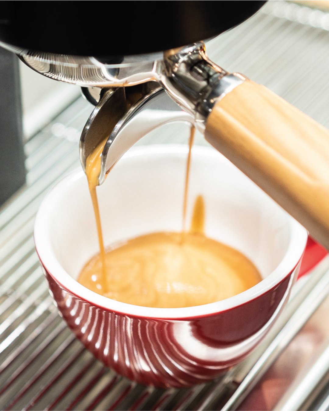 ☕🌞 Res desperta millor que l’aroma d’un bon cafè NOVELL · CENTRAL FLEQUERA
