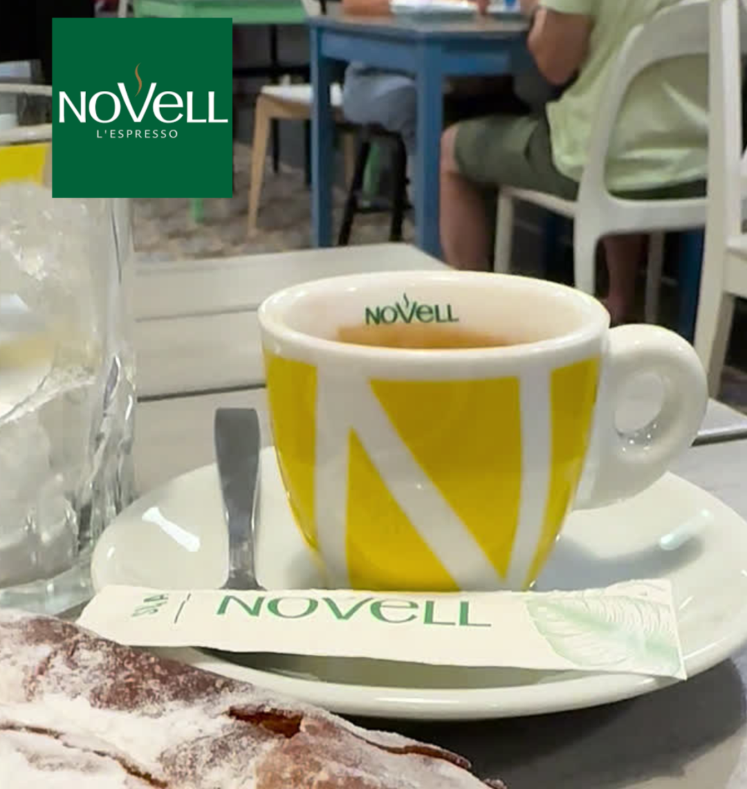 ☕❄️🍰 Dissabte d’esmorzar amb sabor autèntic · Cafès NOVELL i Central Flequera Avui dissabte hem començat el dia amb un esmorzar que enamora: un cafè Novell amb gel, intens, aromàtic i refrescant, acompanyat d’una ensaïmada de cabell d’àngel acabada de fer. Una combinació perfecta entre energia i dolçor, amb aquell sabor tradicional que només tenen les ensaïmades fetes del mateix dia. L’aroma del cafè, el cruixent suau de la massa i el farcit dolç del cabell d’àngel fan d’aquest esmorzar una experiència única per començar el cap de setmana amb bon peu. Gaudeix-lo, celebra’l… i deixa que dissabte comenci amb el millor gust. #CentralFlequera #CafesNovell #Esmorzar #Ensaïmada #CabellDAngel #Andorra