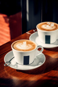 ☕ Coffee Experience: molt més que un cafè ☕ Cada matí comença amb un gest senzill: preparar un cafè, sentir-ne l’aroma i gaudir-ne el sabor. Però t’has preguntat mai tot el que hi ha darrere d’una tassa de cafè excepcional? Avui, Cafès NOVELL obre les portes de Coffee Experience, un espai immersiu únic que et convida a viure el fascinant univers del cafè com mai. Durant un recorregut guiat de 55 minuts, descobriràs l’origen del cafè, els secrets de la seva elaboració i viuràs una experiència sensorial plena d’emocions, aromes i coneixement. A Central Flequera, distribuïdors oficials de Cafès NOVELL a Andorra, ens apassiona portar-vos no només un cafè excel·lent, sinó també la cultura, la qualitat i la tradició que s’amaguen darrere de cada tassa. 🌱 Una experiència per aprendre. ☕ Una experiència per sentir. ✨ Una experiència per recordar. 📍 Reserva la teva visita i descobreix un món que comença amb un simple glop de cafè. #CafesNOVELL #CentralFlequera #CoffeeExperience #CafeAndorra #PassioPelCafe
